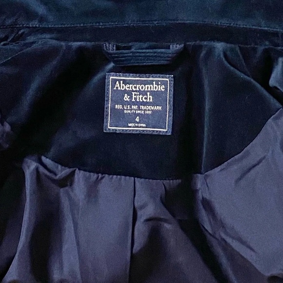 ABERCROMBIE & FITCH | Velvet Single-Breasted Navy Blazer Size 4 - Picture 8 of 10
